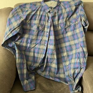Columbia Omni Shade Lightweight Button Up